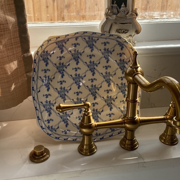 Rose Brocade Blue Floral Fine Porcelain Plate - Picture 3 of 6